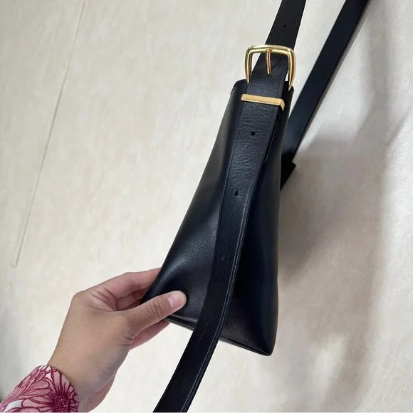 NWT Madewell Women’s The Essential Mini Bucket Tote Bag Crossbody Leather Black - Picture 9 of 16